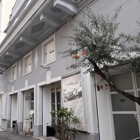 La Del Teatro Alojamento de Acomodação e Pequeno-almoço Milão